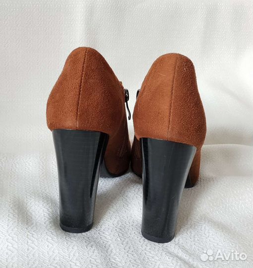 Новые ботильоны 37 разм