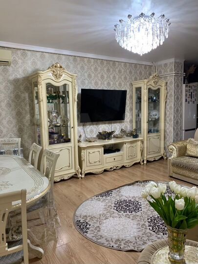 3-к. квартира, 67 м², 1/12 эт.