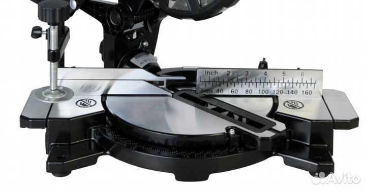 Пила торцовочная Энергомаш пт1-210