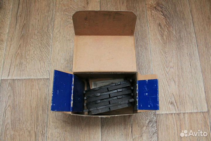 Новые Тормозные колодки bosch