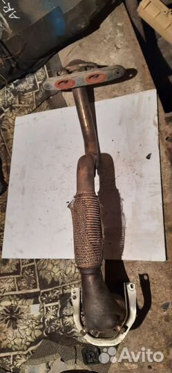 Приемная труба глушителя VW пассат Б6