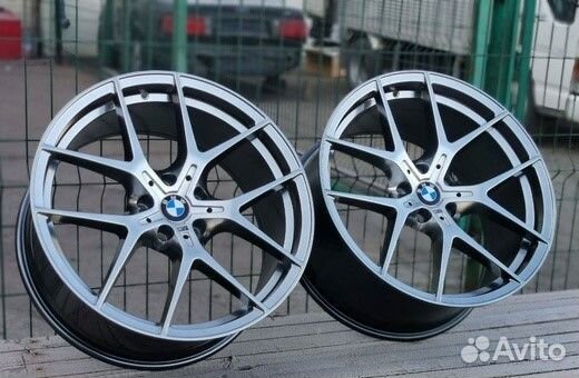 Новые разноширокие диски R20 554M Стиль