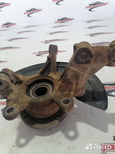 Кулак поворотный передний левый для Renault Logan