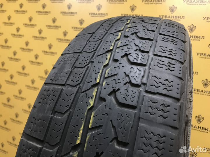 Kumho I'Zen RV KC15 215/60 R17 96H