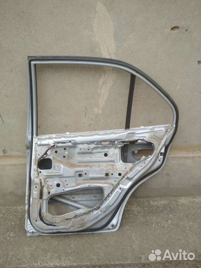 Дверь задняя правая Хёндай Акцент
