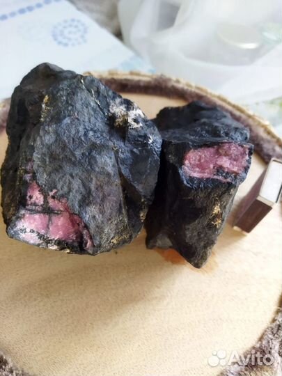 Родонит ювелирный