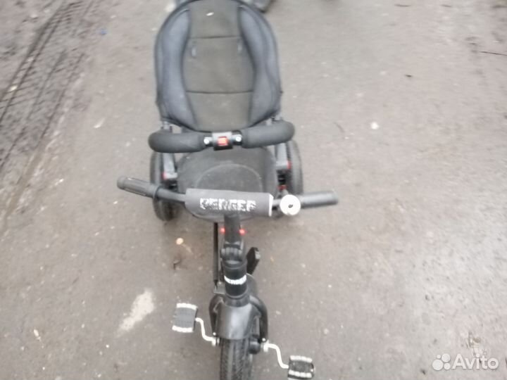 Детский трехколесный велосипед бу