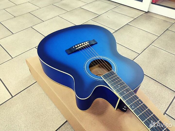 Акустическая гитара