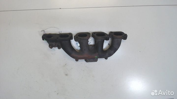 Коллектор выпускной Opel Movano, 2005