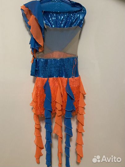 Танцевальный костюм