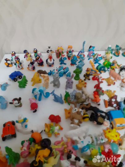 Игрушки из киндера пакетом