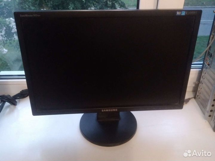 Монитор Samsung syncmaster 943nw