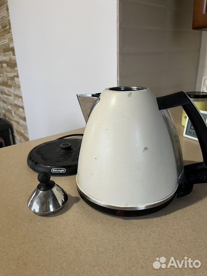 Чайник металлический Delonghi бу