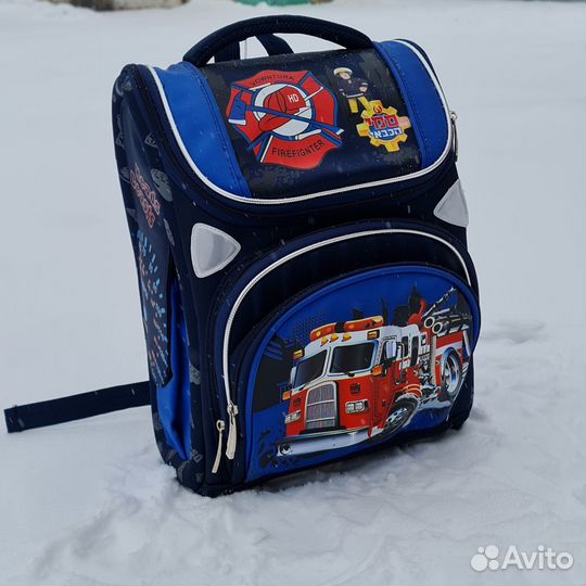 Школьные рюкзаки