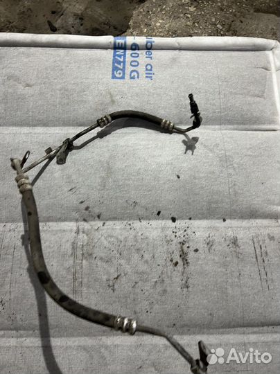 Трубка гур LADA Largus