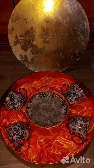 Чайный сервиз 5 блюдец и кружечек Фарфор новые