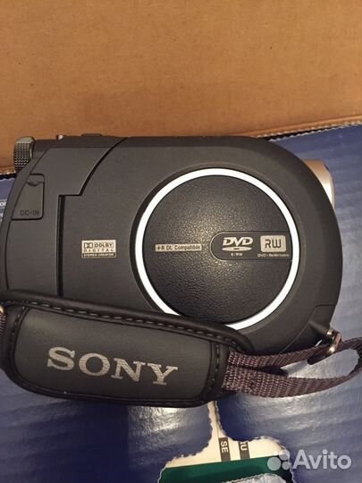 Видеокамера Sony DCR-DVD106E