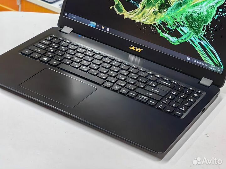 Ноутбук Acer 15.6 FHD Ryzen 3 Radeon 8Gb 540x SSD