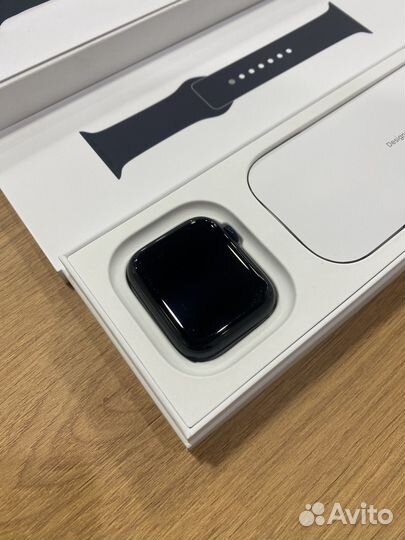 Apple Watch SE 2 44mm Midnight