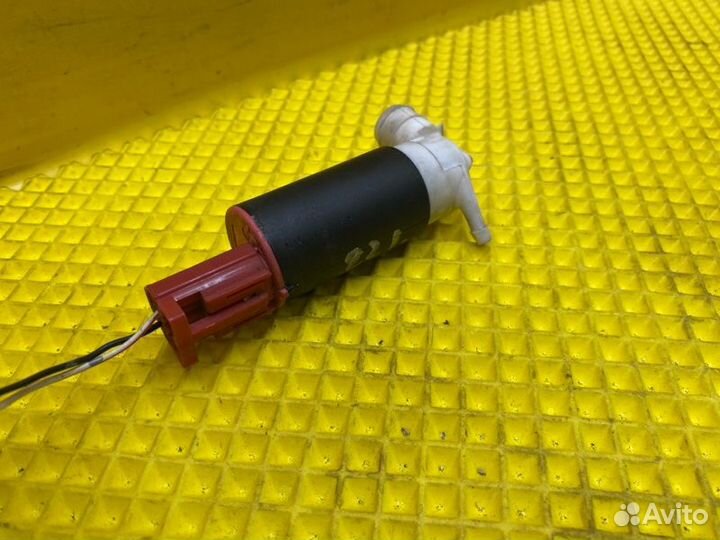 Моторчик омывателя стекла Honda Cr-V 2 2.0 K20A4