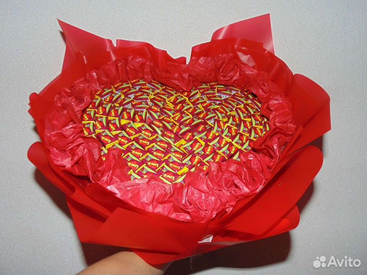 Букет из жвачек Лав Ис