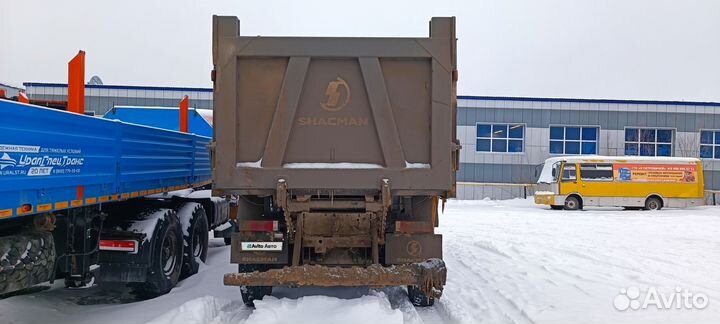 Shacman (Shaanxi) SX32586V385, 2023