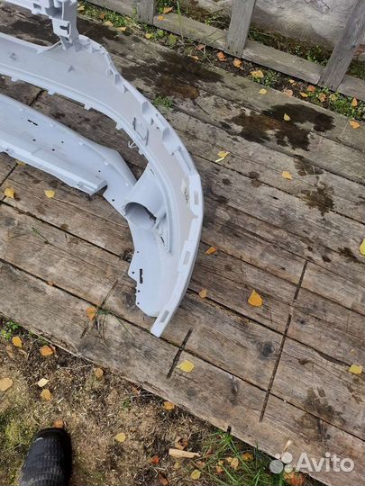 Бампер на рено логан 2