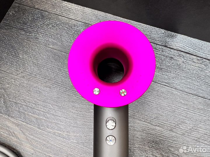 Фен Dyson/Дайсон с гравировками Малайзия