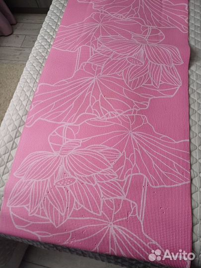 Коврик для йоги и фитнеса