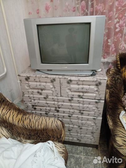 Продам телевизор