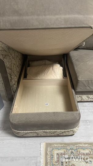 Угловой диван