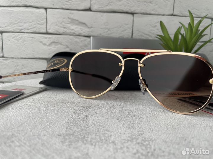 Солнцезащитные очки ray ban авиатор