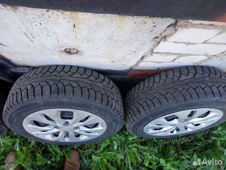 R15 Nokian Tyres Nordman 5 185/65, PCD 4x100 DIA 54.1