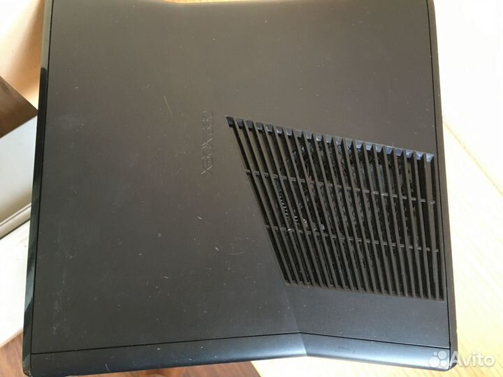 Xbox360 Slim (фрибут)