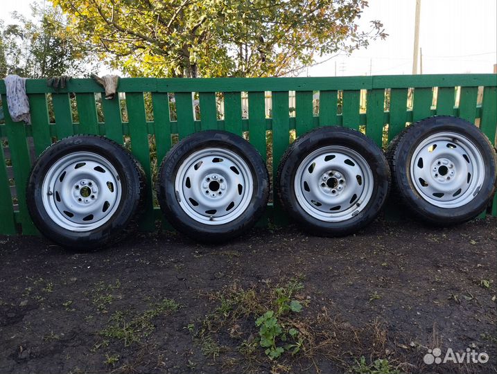 Pirelli Ice Zero 185/65 R15