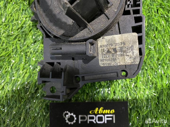 Подрулевой переключатель Renault Logan