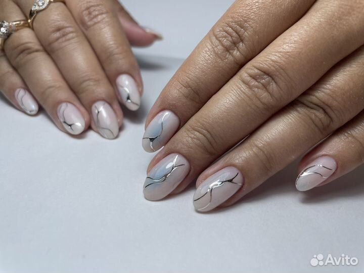 Мастер маникюра