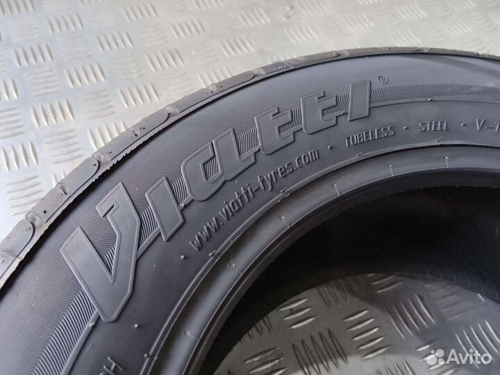 Viatti Strada Asimmetrico V-130 185/60 R14 82H