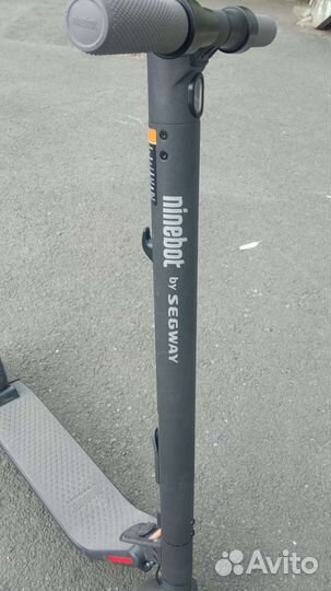 Электрический самокат Ninebot KickScooter ES