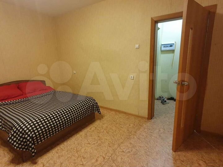 1-к. квартира, 38 м², 8/10 эт.