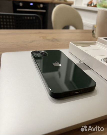 iPhone 13