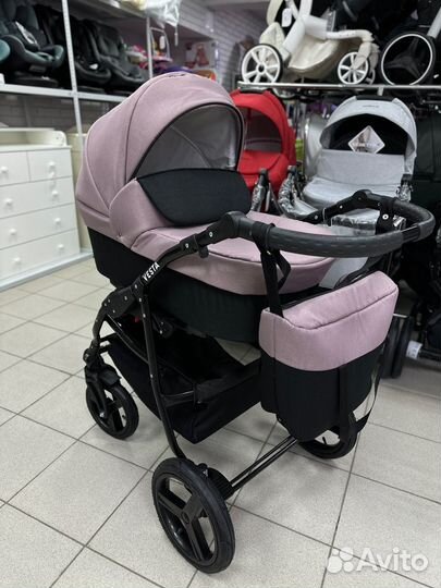 Коляска для новорожденных новая