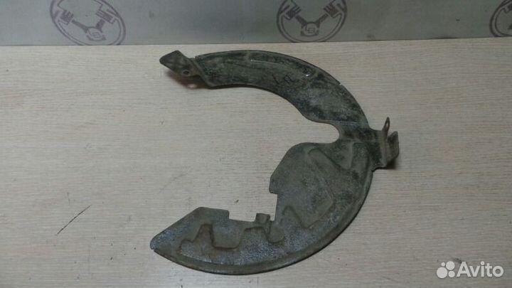 Щиток опорный передний левый передний левый