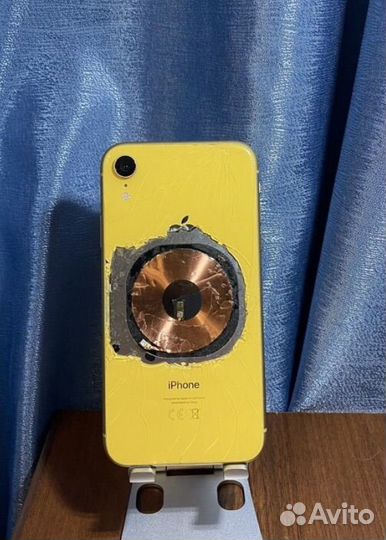 iPhone Xr, 128 ГБ