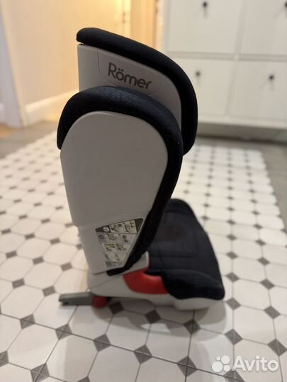 Автомобильное кресло britax romer kidfix xp