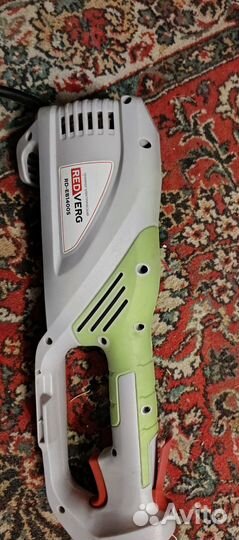 Триммер садовый электрический б/у