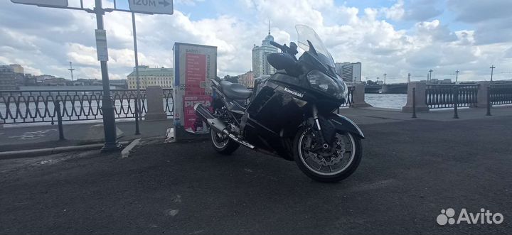 Kawasaki gtr 1400