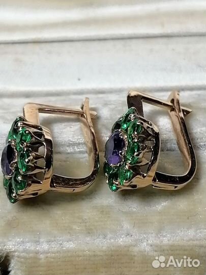 Золотые серьги 583 пробы с головой рабочего