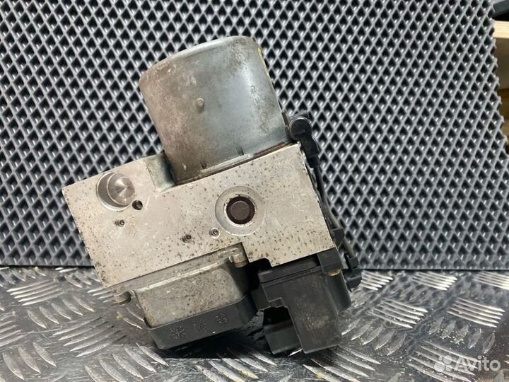 Блок ABS Opel Zafira A F75 Z22SE