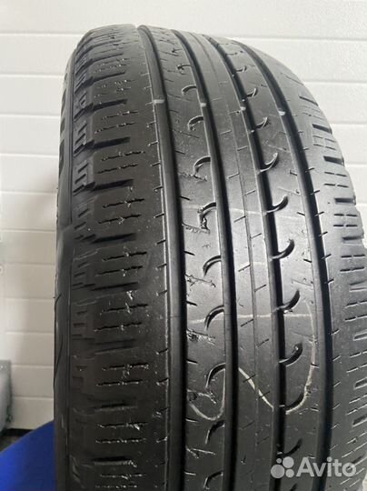 Goodyear EfficientGrip SUV 4x4 235/55 R19 105V